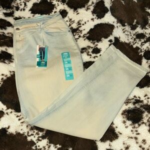 Old Navy Boyfriend Light Wash Jeans!